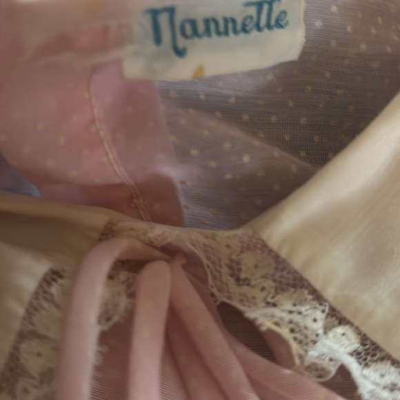 VTG 60’s Nanette Pastel Pink Swiss Dot Dress 2T Floral Appliqué Collar Lacey - Picture 7 of 7
